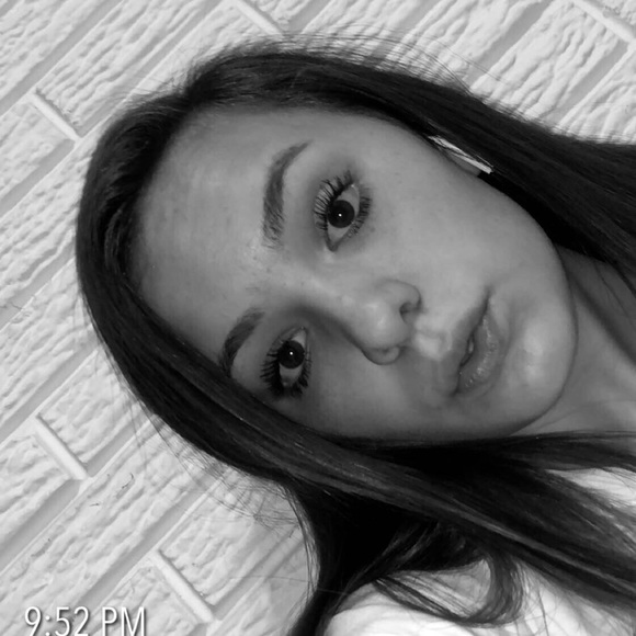 Meet your Posher, Leighann - Picture 1 of 1